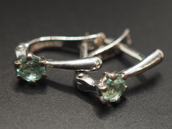 Серьги из серебра с натуральными бериллами - 60
