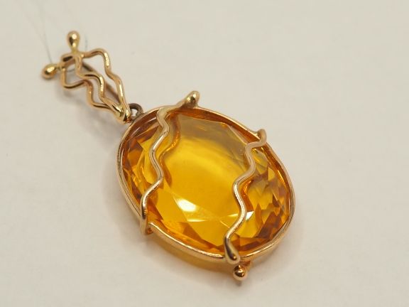 Золотая подвеска с Цитрином 23,96 карат - 82