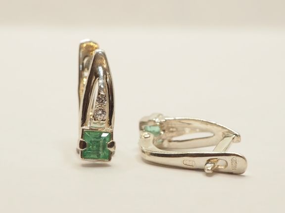 Серьги из серебра с натуральными изумрудами - 85