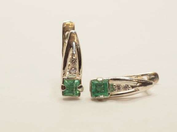 Серьги из серебра с натуральными изумрудами - 85