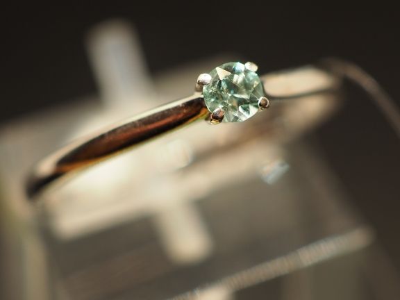 Серебряное кольцо с натуральным бериллом - 188