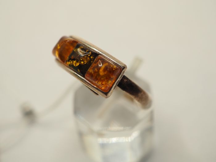 Серебряное кольцо с Янтарём - 214